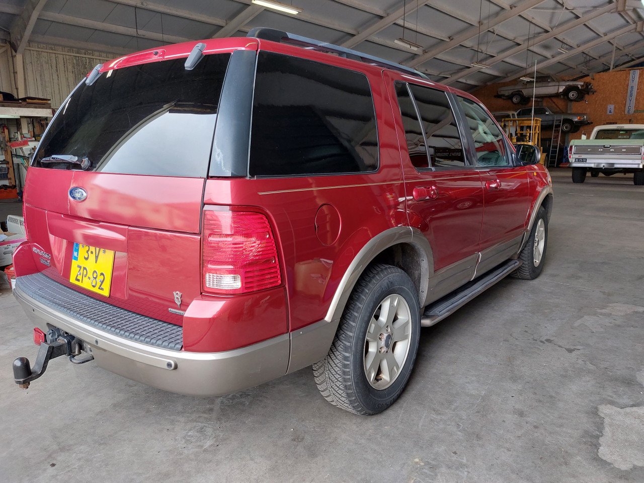 Ford Explorer V8 Jeep