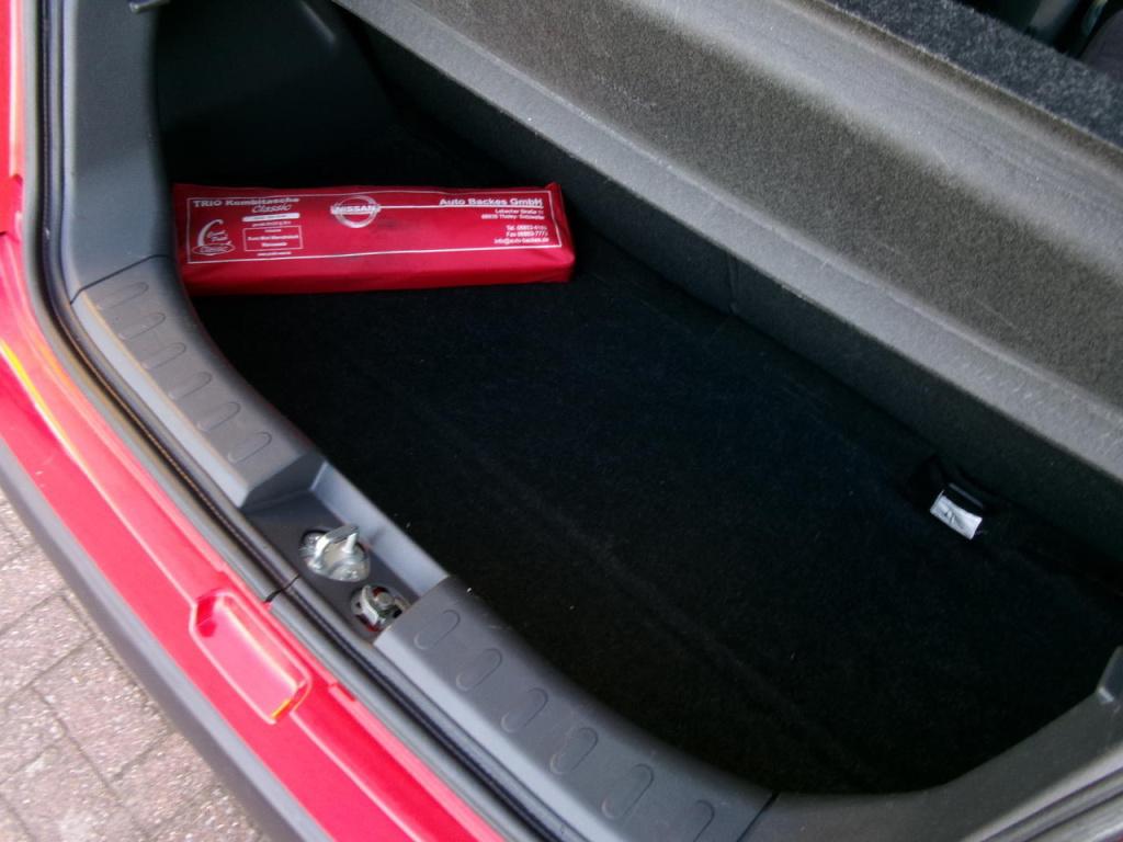 Nissan Pixo 1.0 airco, c.v. 92000 km (lichte hagelschade)