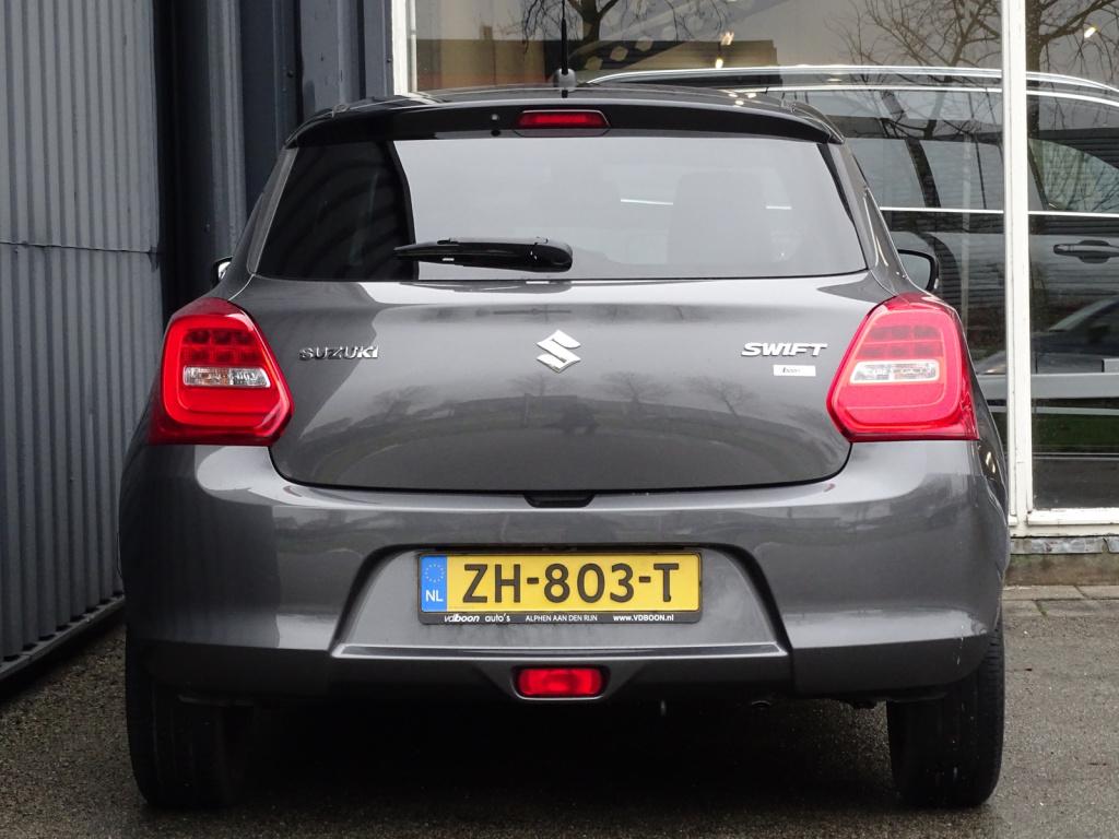 Suzuki Swift 1.0 stijl automaat | stoelverwarming | navi | bluetooth