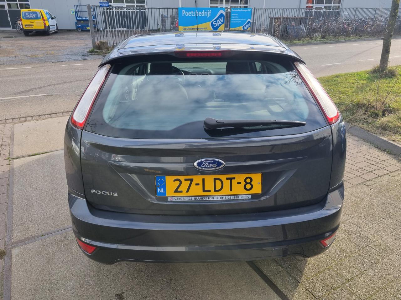 Ford Focus 1.6 Titanium | Automaat | Luxe uitvoering!