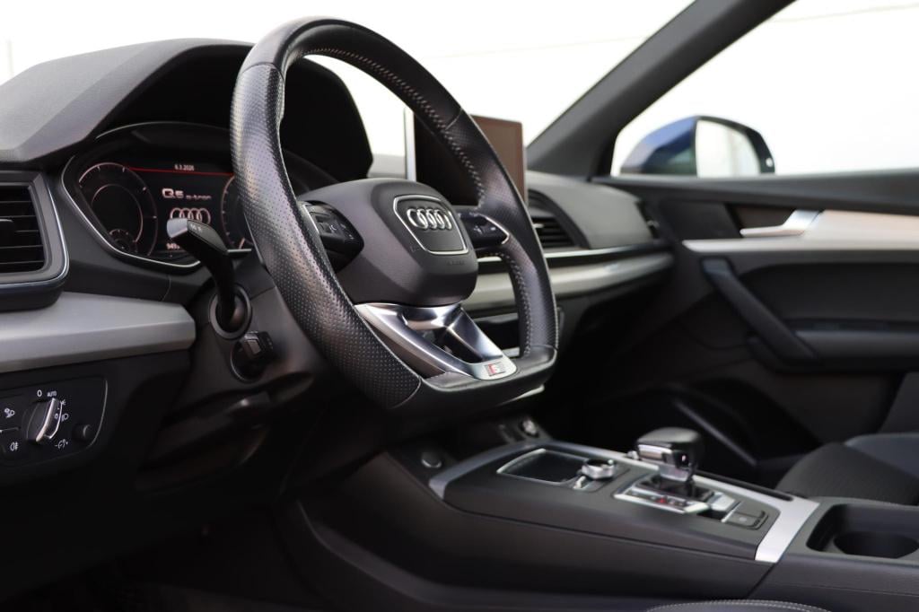 Audi Q5 50 tfsie quattro s-line edition competition 300pk s-tronic | soh 92