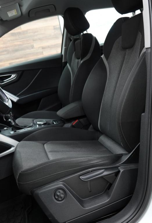 Audi Q2 1.4 tfsi | stoelverw. | pdc | 19" | camera |