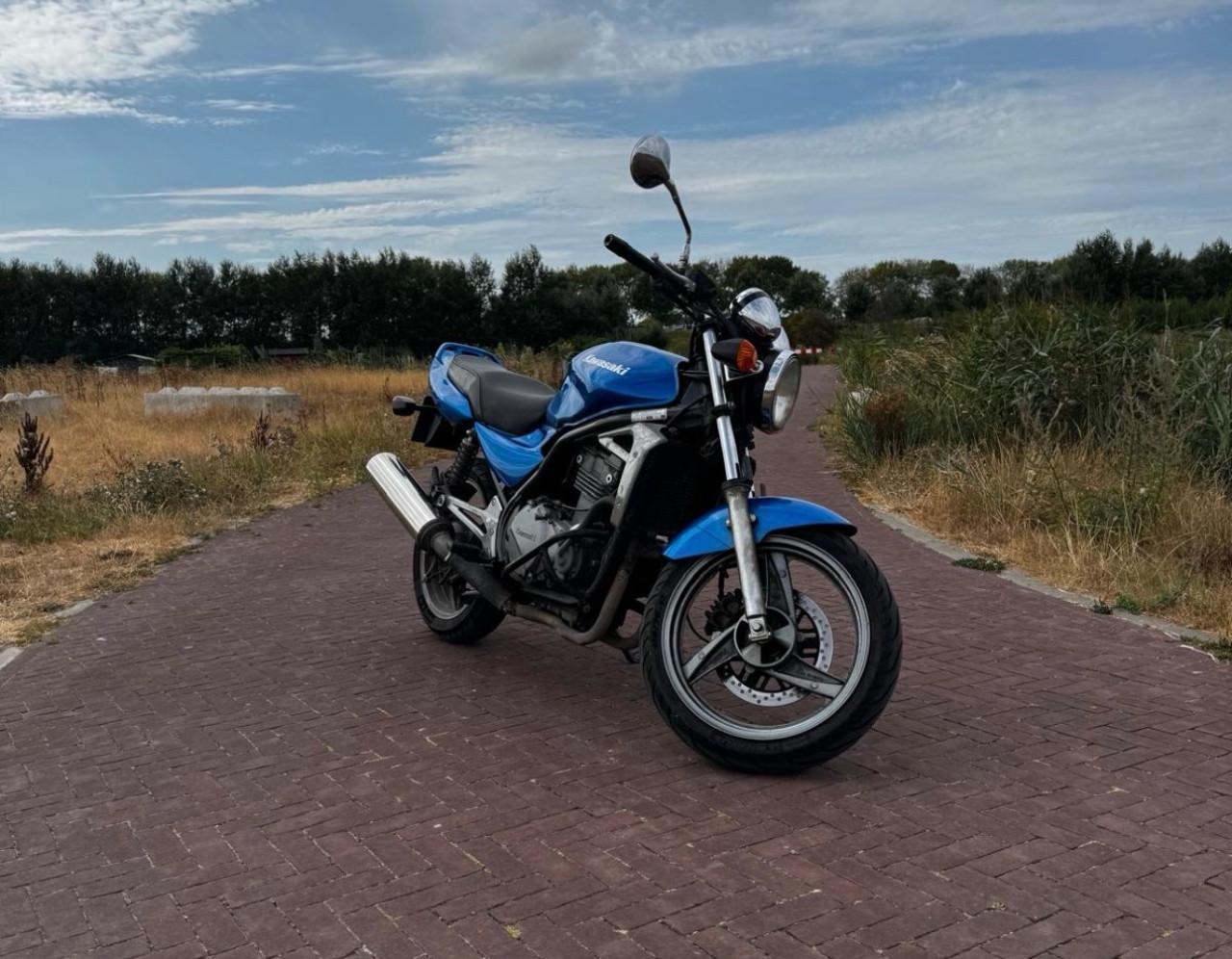 Kawasaki ER5
