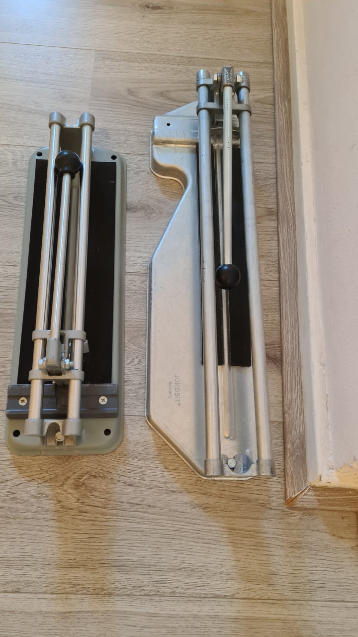 Tegelsnijder in goed staat-een keer gebruikt