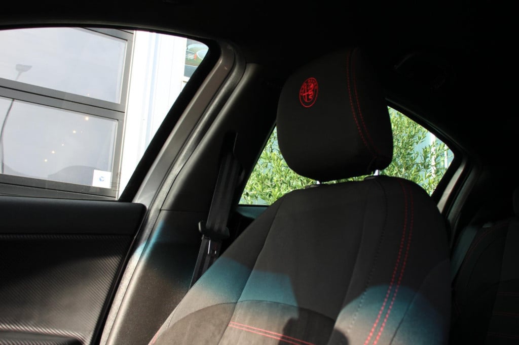Alfa Romeo Giulietta 1.4 turbo multiair veloce tct - navi - cruise - uconne