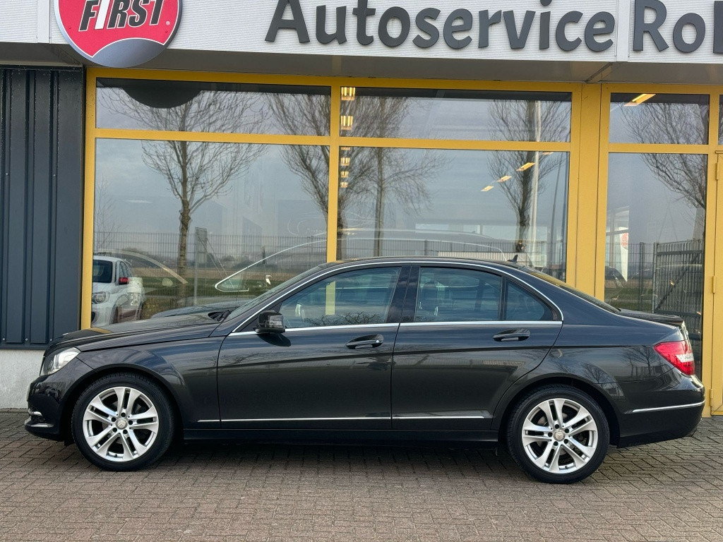 Mercedes-Benz C-Klasse 180 amb. avantgarde