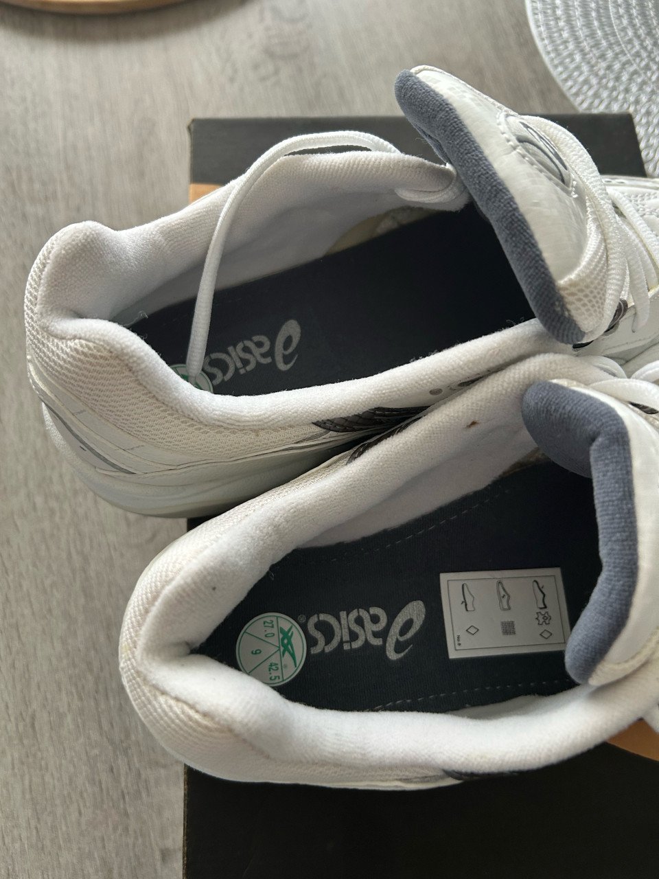 Asics Gel-Contest Indoor Schoenen - Maat 42.5