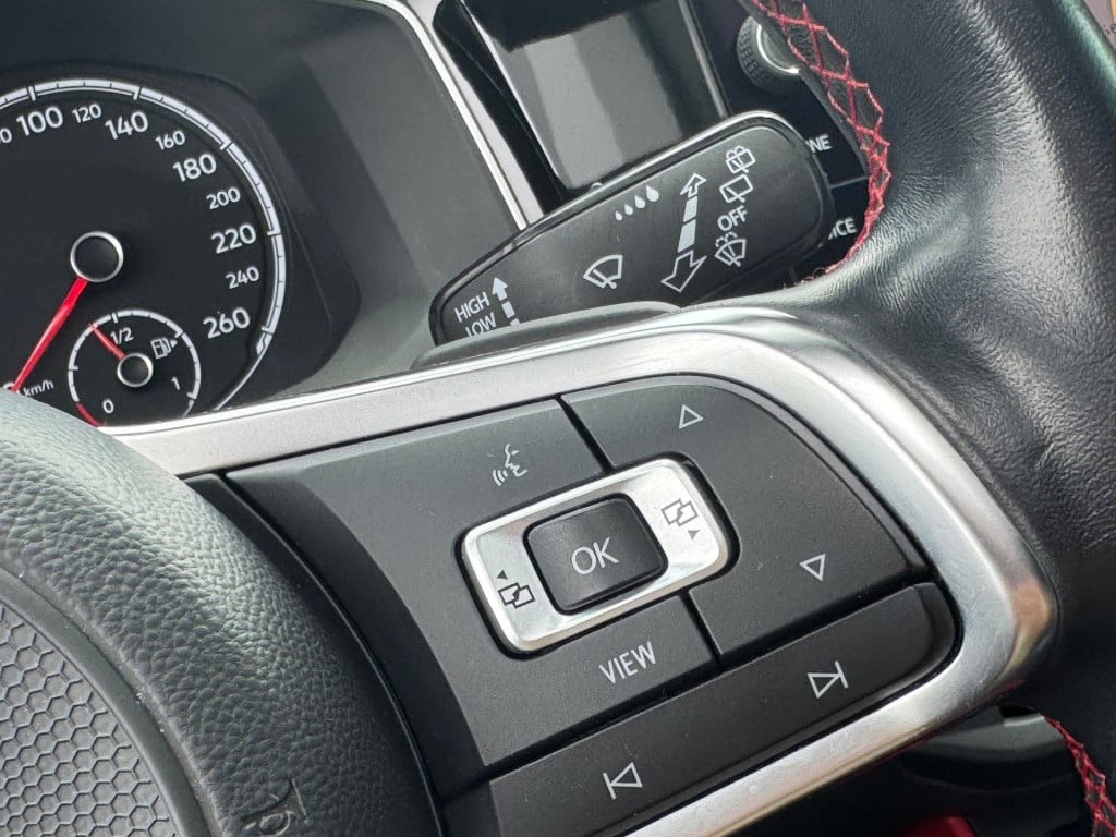Volkswagen Polo 2.0 tsi gti * panoramadak * stoelverwarming * camera
