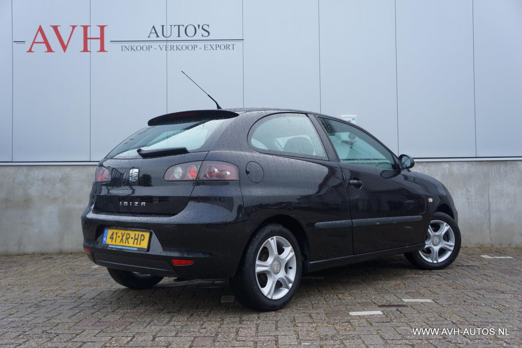 Seat Ibiza 1.4-16v trendstyle
