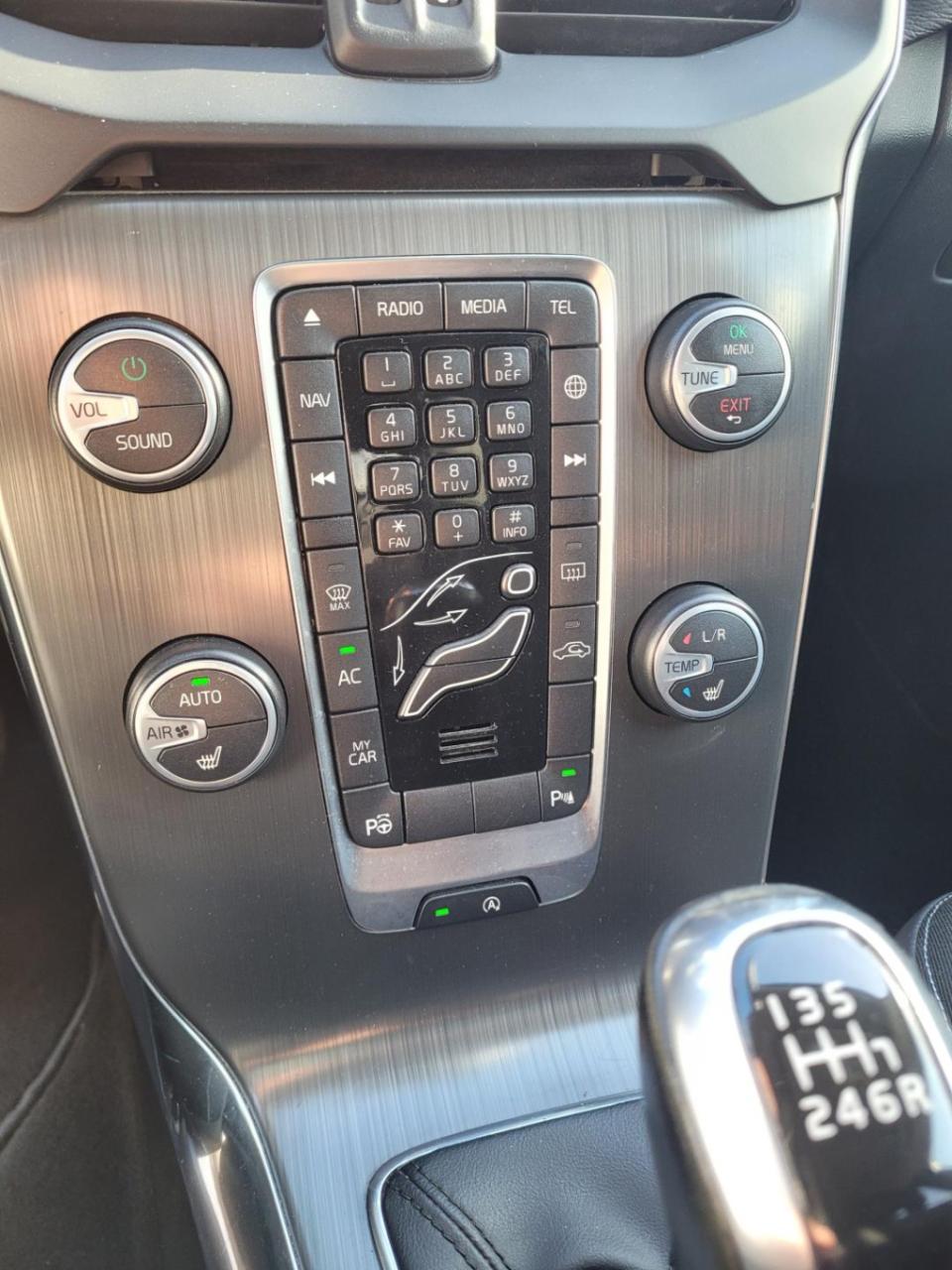 Volvo V40 2.0 d2 summum business