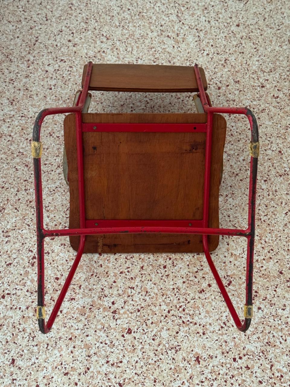 Leuk en stevig vintage kinderstoeltje