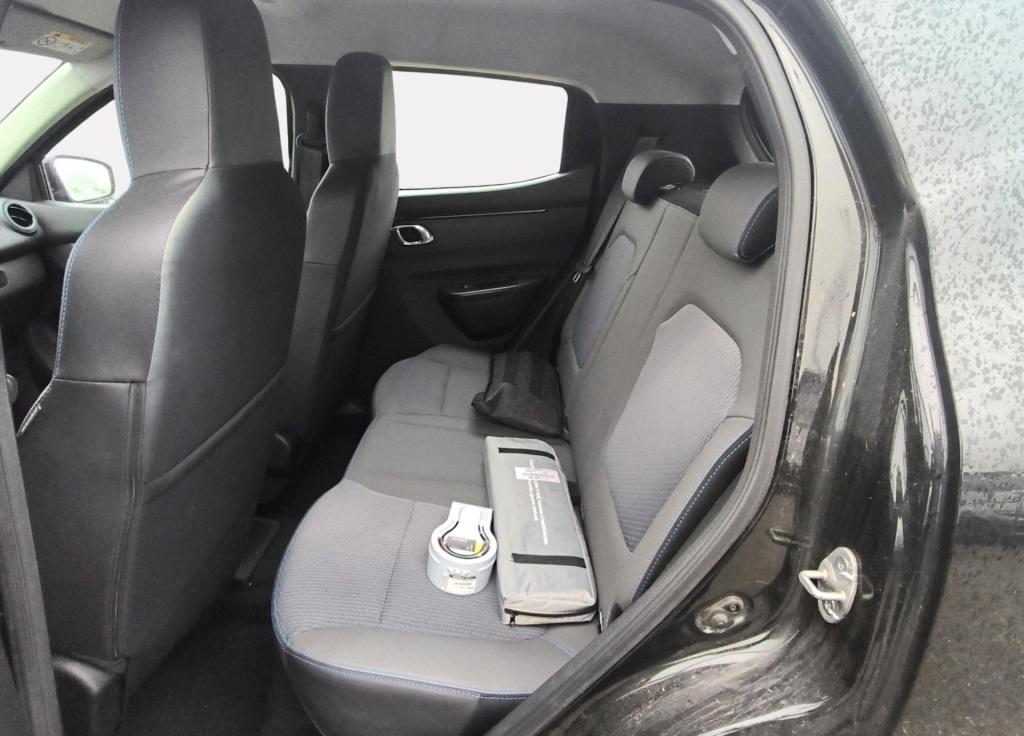 Dacia Spring comfort plus (orange pack) 27 kwh