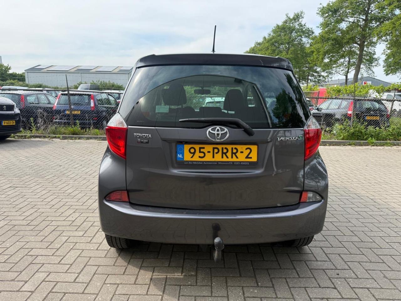 Toyota Verso-S 1.3 VVT-i Aspiration Vol Jaar Apk