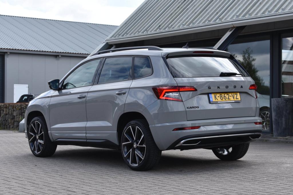 Skoda Karoq 1.5 tsi act sportline | camera | nap | stoelverwarming | apple 