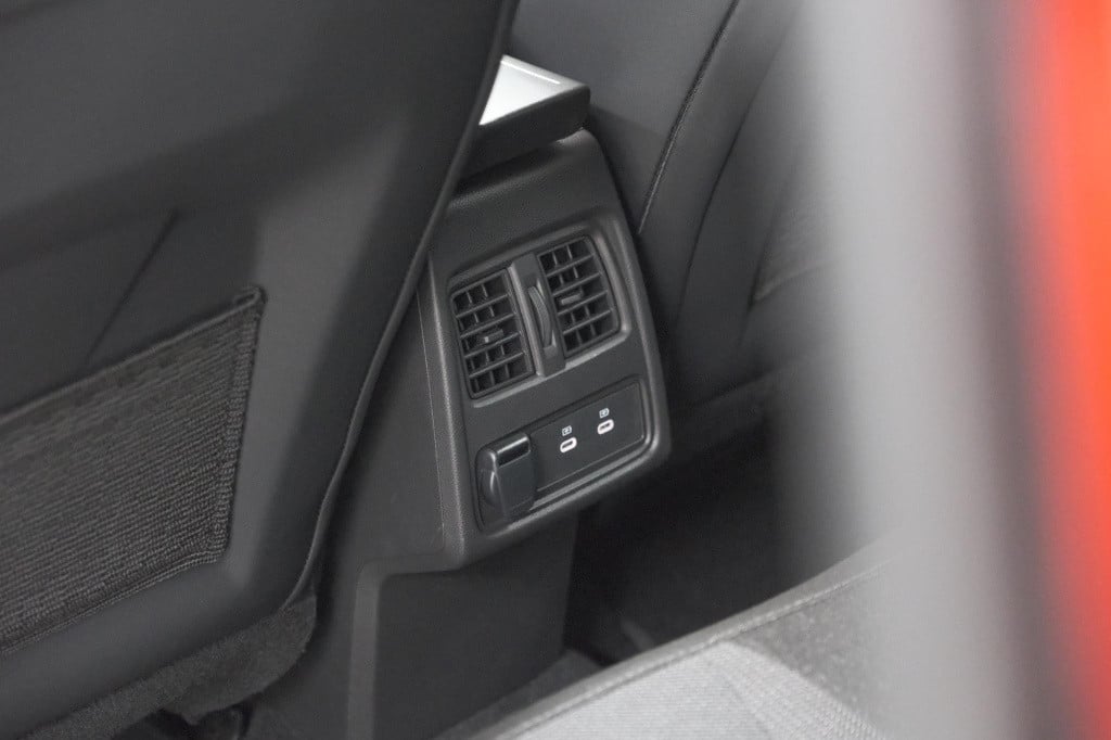 Renault Captur tce 90 techno | nieuw model | camera | harman kardon | apple