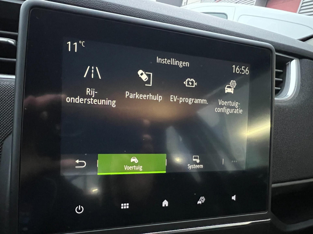 Renault Zoe r110 life carshare 52 kwh, afneembare trekhaak enz..