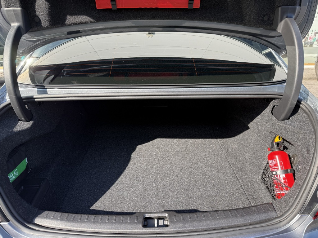 Volvo S60 t8 390pk recharge r-design| panodak| b&w sound| adap.cruise| 360
