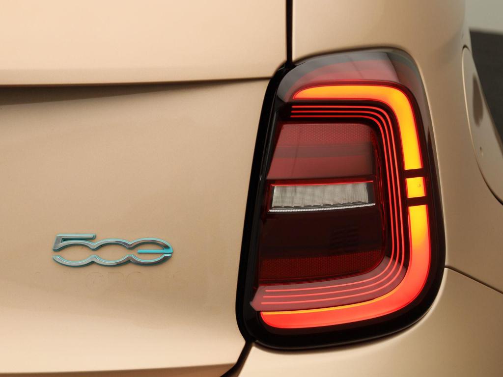 Fiat 500 C 500e 42 kwh icon | automaat | cabrio | navigatie | virtual cockp