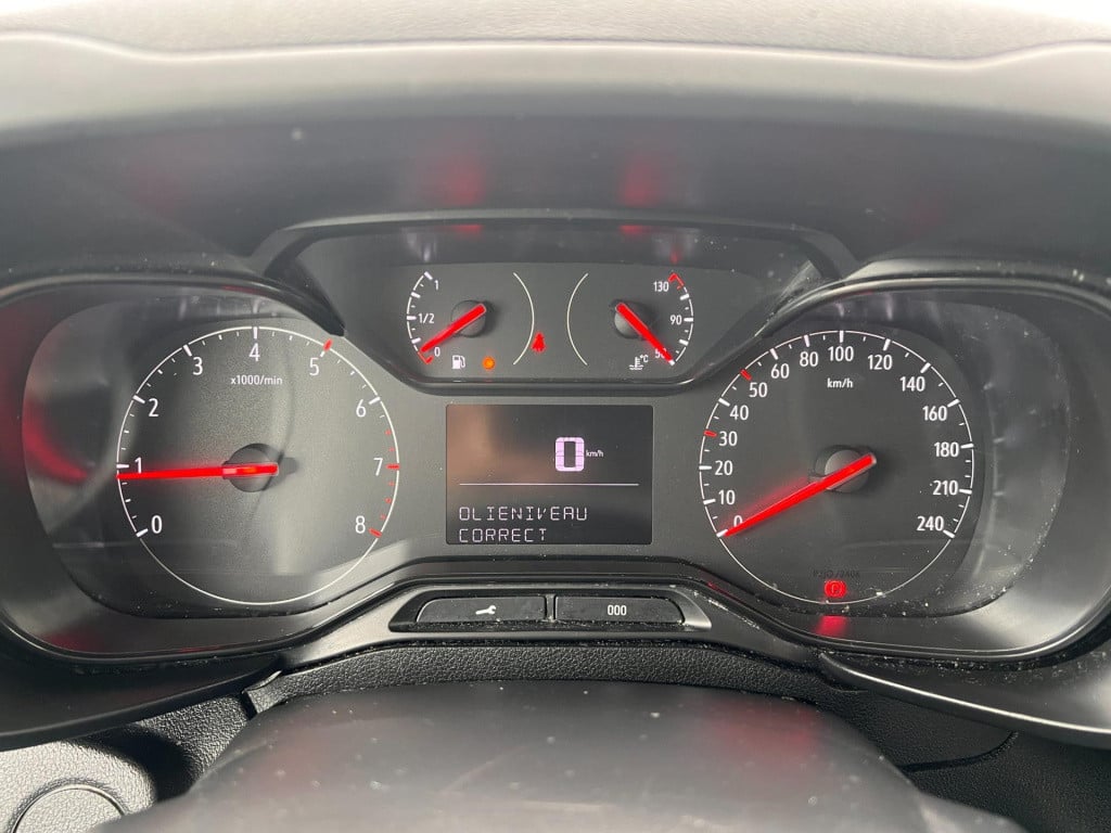 Opel Combo 1.5d l1h1 edition, trekhaak enz...