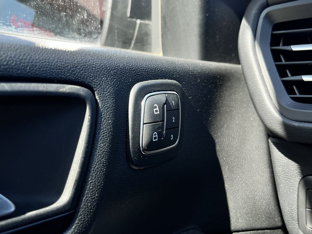 Ford Kuga 2.5 phev vignale | camera | trekhaak | panorama dak | apple/ andr
