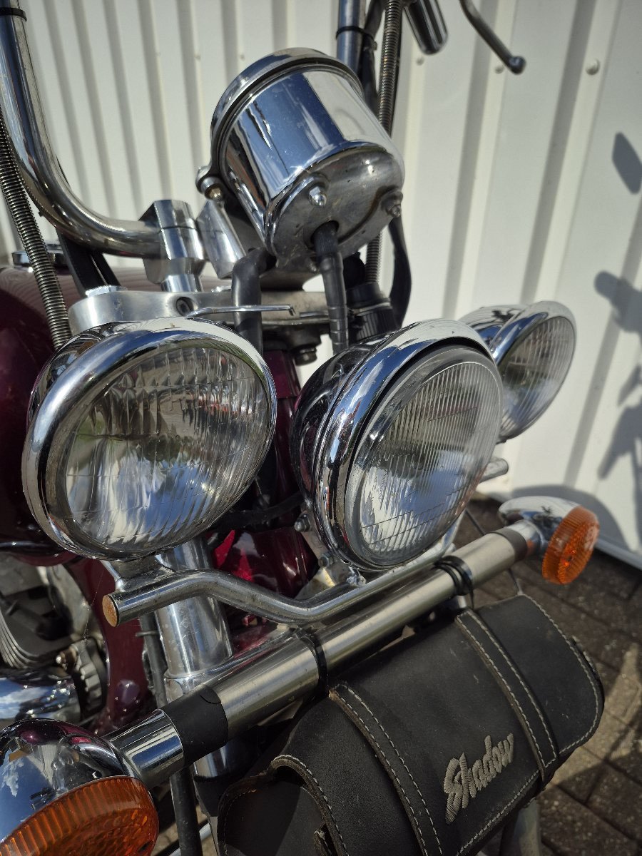 Honda Shadow VT1100, mooie chopper!