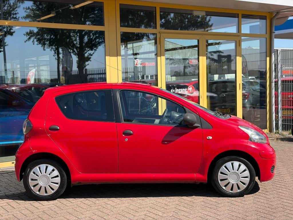 Toyota Aygo 1.0-12v access