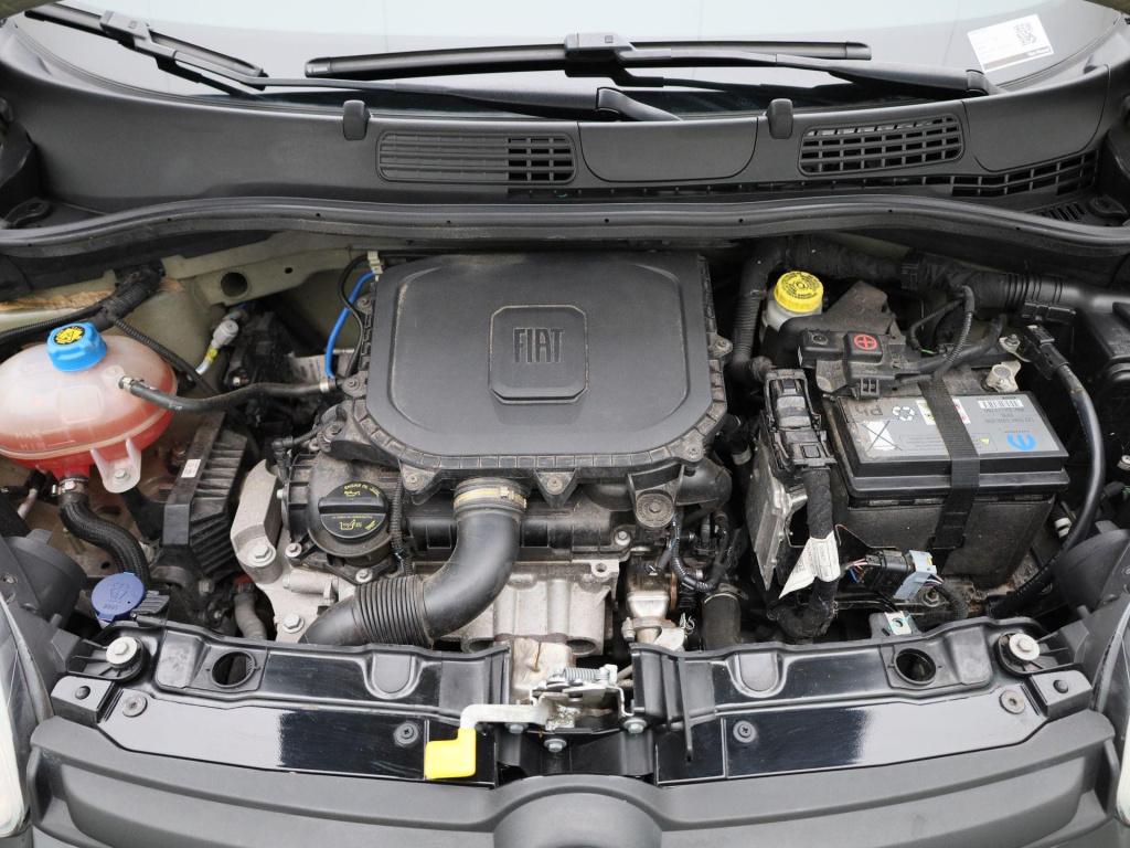 Fiat Panda 1.0 hybrid city life | bluetooth | apple carplay / android auto 