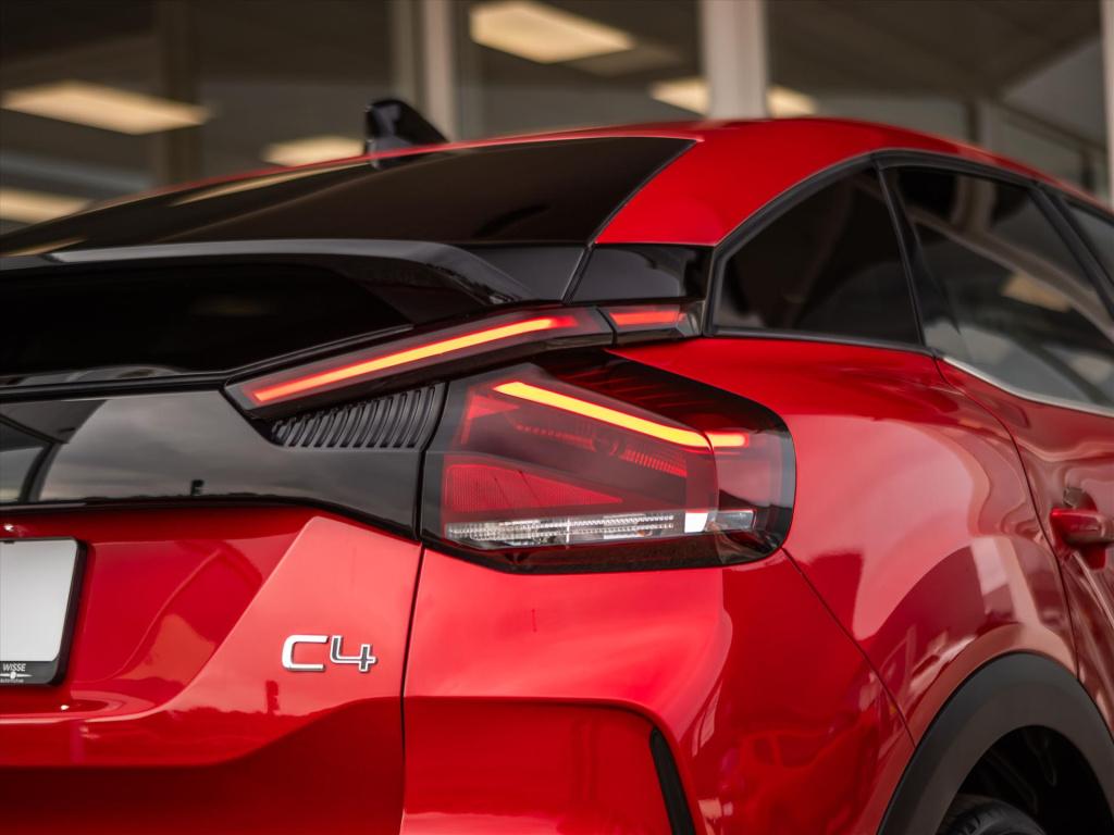 Citroen C4 1.2 puretech 130pk max | hud | navigatie | camera | carplay | pa