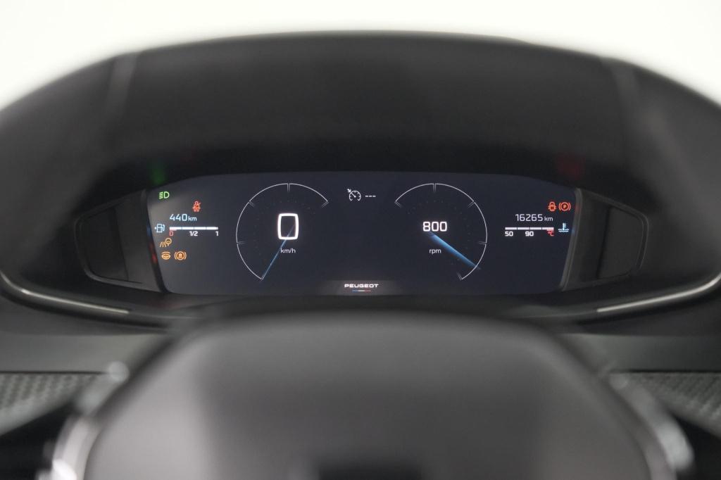 Peugeot 2008 puretech 100 allure | apple carplay | parkeersensoren | climat