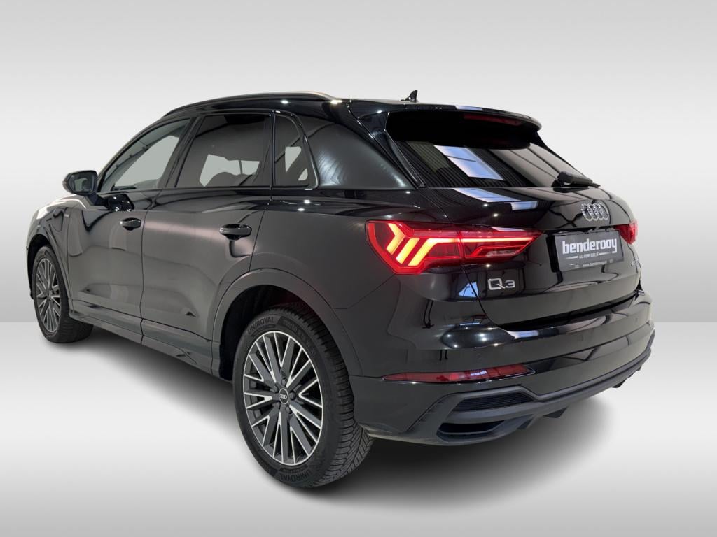 Audi Q3 45 tfsi ehybrid 245pk s edition | leder | black pakket