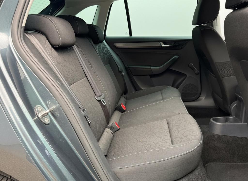 Skoda Rapid spaceback 1.0 tsi greentech clever