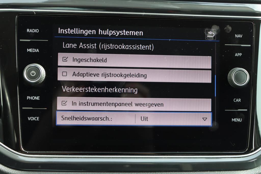 Volkswagen T-roc 1.5 tsi sport 150pk dsg7