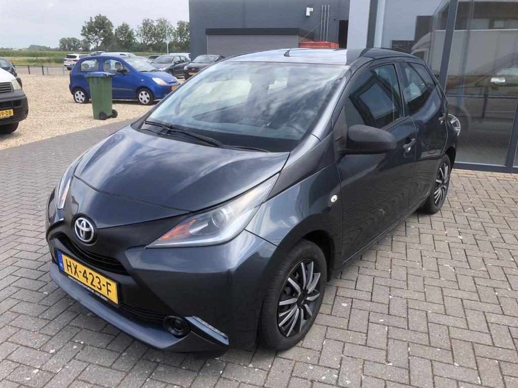 Toyota Aygo 1.0 vvt-i x-now