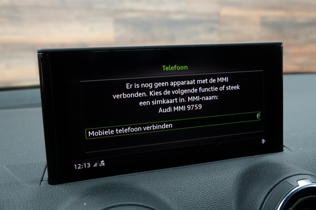 Audi Q2 1.5 tfsi | acc | pdc | carplay | s-line |