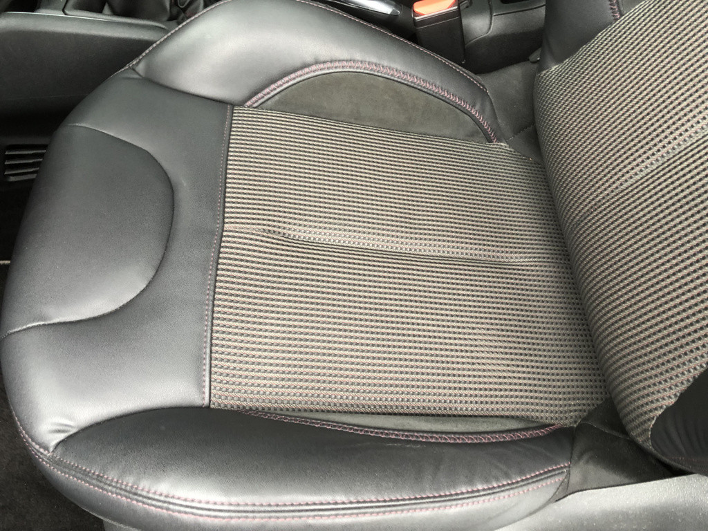Peugeot 208 1.6 vti 120pk panoramdak 3-drs