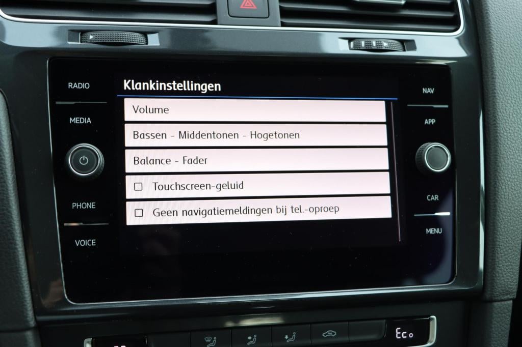 Volkswagen E-golf e-edition | soh 94,3% | navigatie | parkeersensoren | dri