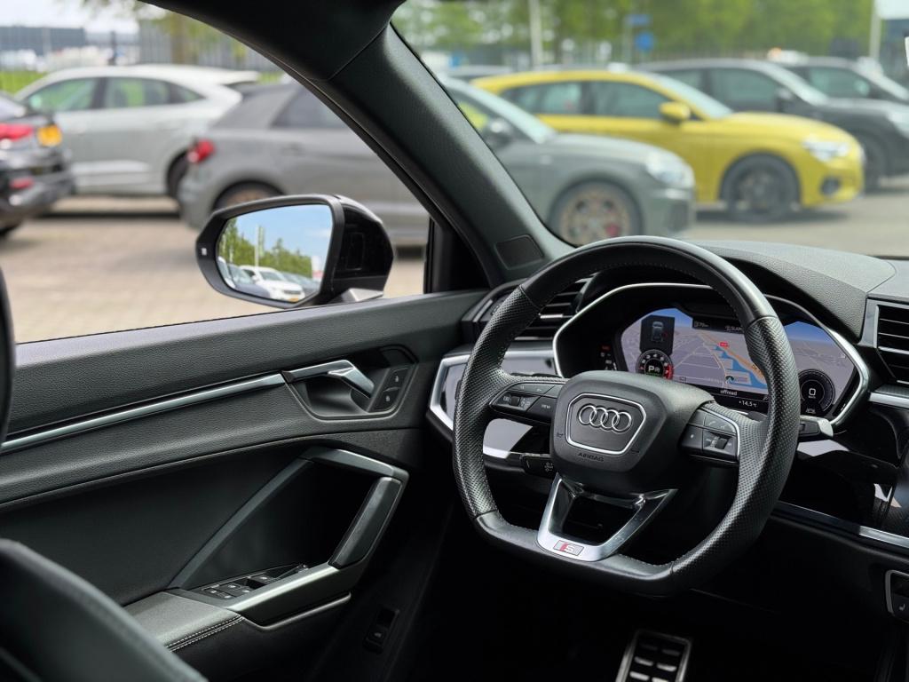 Audi Q3 35 tfsi 3x s-line * keyless * matrix led * carplay