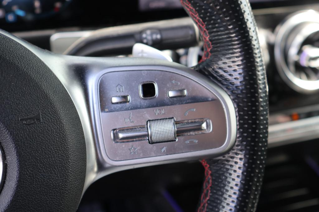 Mercedes-Benz Glb 180 d premium amg i btwi l camera l smartphone integratie