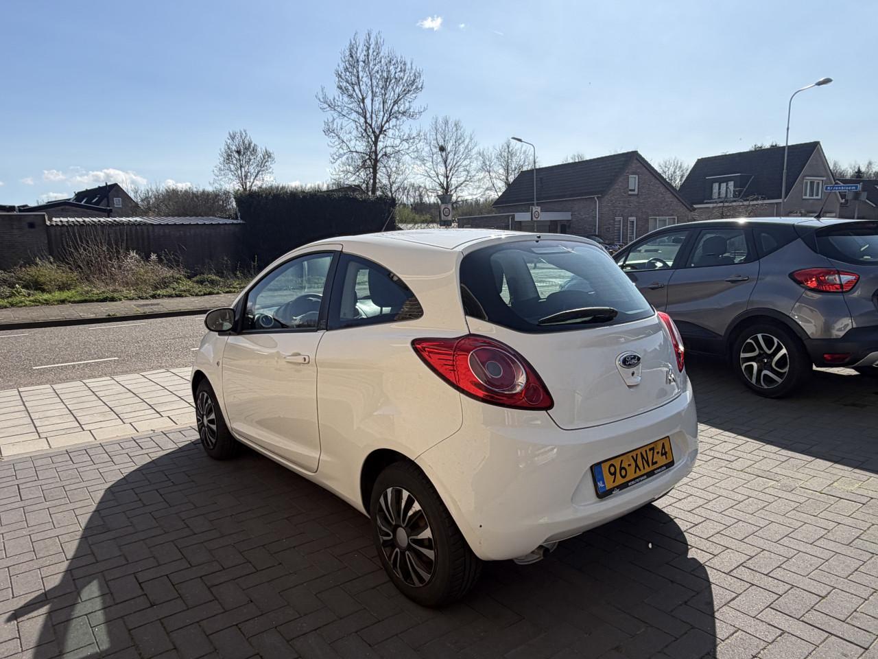 Ford ka 1.2 2012 airco 139dkm nap logisch
