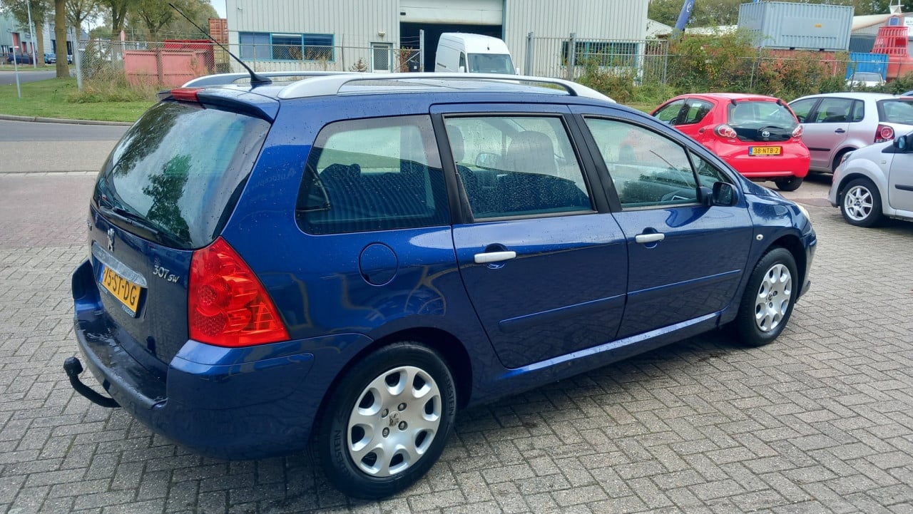 Peugeot 307 1.6 16v SW station 2006 airco 153.000km  pano apk 2026 !!