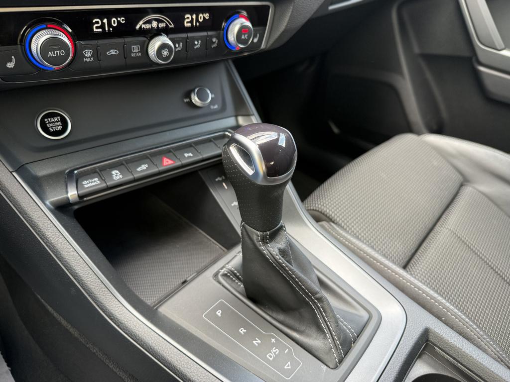 Audi Q3 45 tfsi e hybrid 245pk s edition s-line | keyless | camera