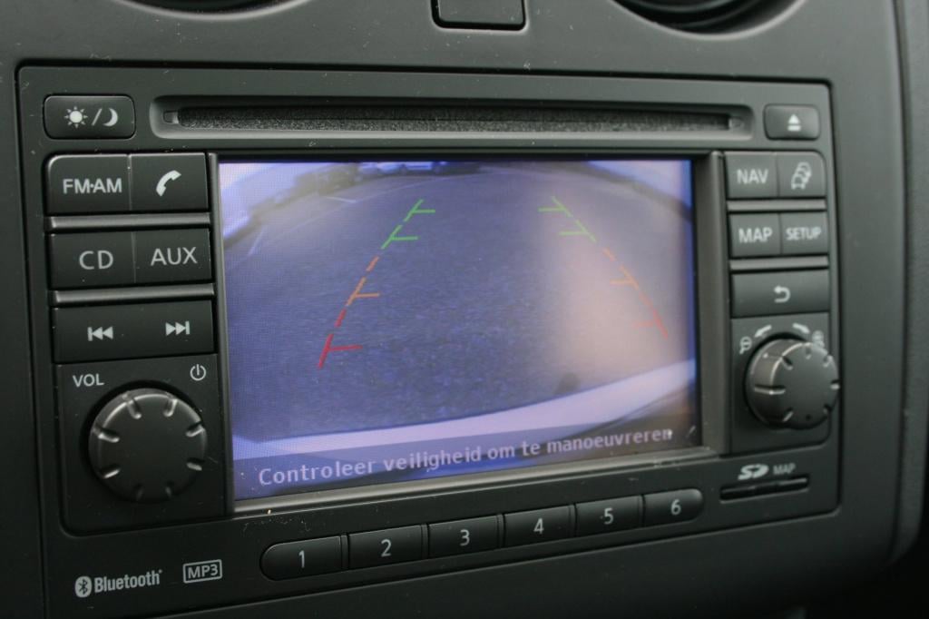 Nissan Qashqai 1.6 connect edition / pano / afn. trekhaak / camera
