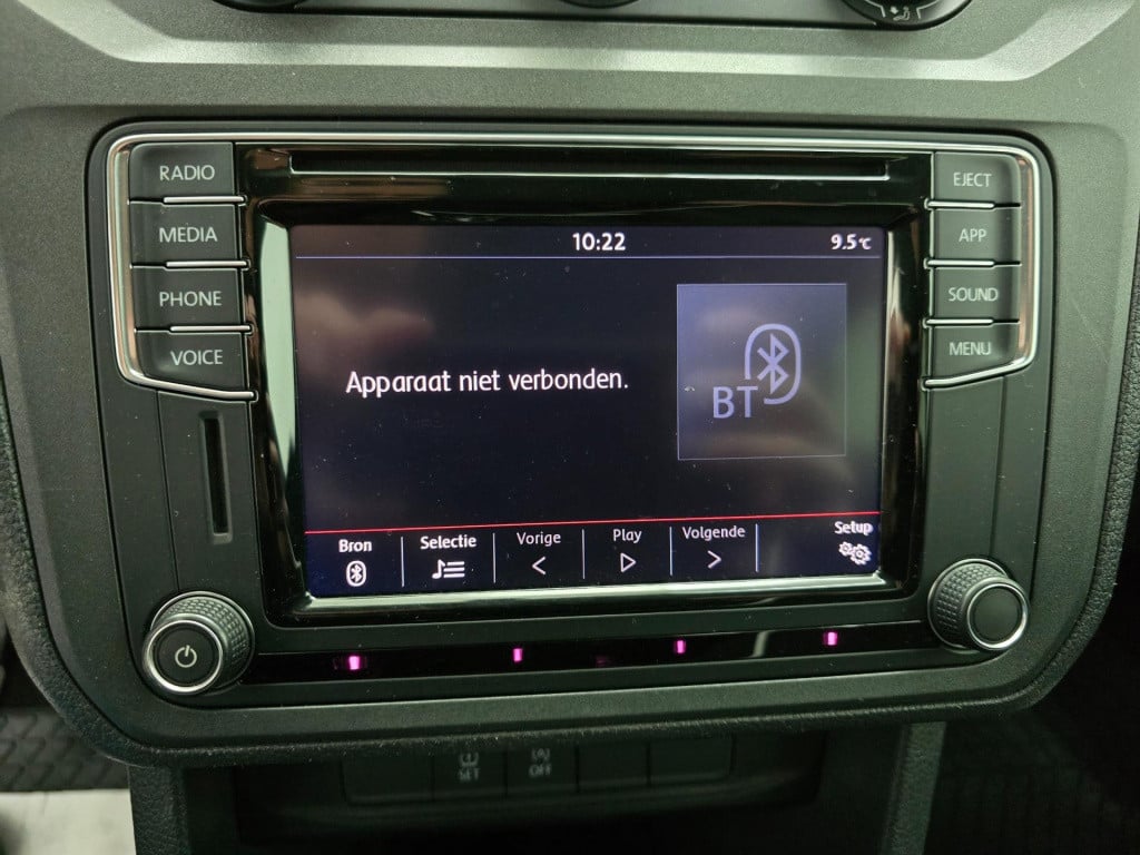 Volkswagen Caddy occasion 1.0 tsi 5 persoons met cruisecontrol en app conne