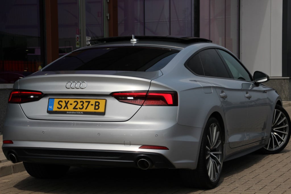 Audi A5 sportback 2.0 tfsi mhev sport s-line edition | pano. | 19'' | half 