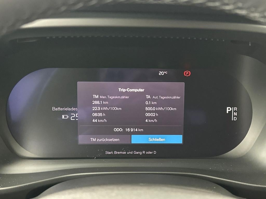 Volvo Ex40 twin motor 409pk plus 82kwh| adap.cruise| camera| stoelverwarmin