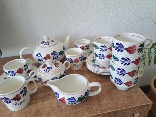 Boerenbond ( thee) set ziet  er nog heel netjes uit