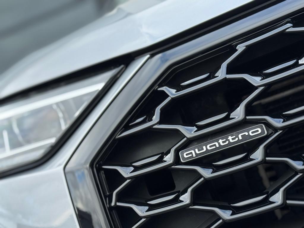 Audi Q3 sportback 45 tfsi quattro s edition * pano * b&o * camera * matrix 