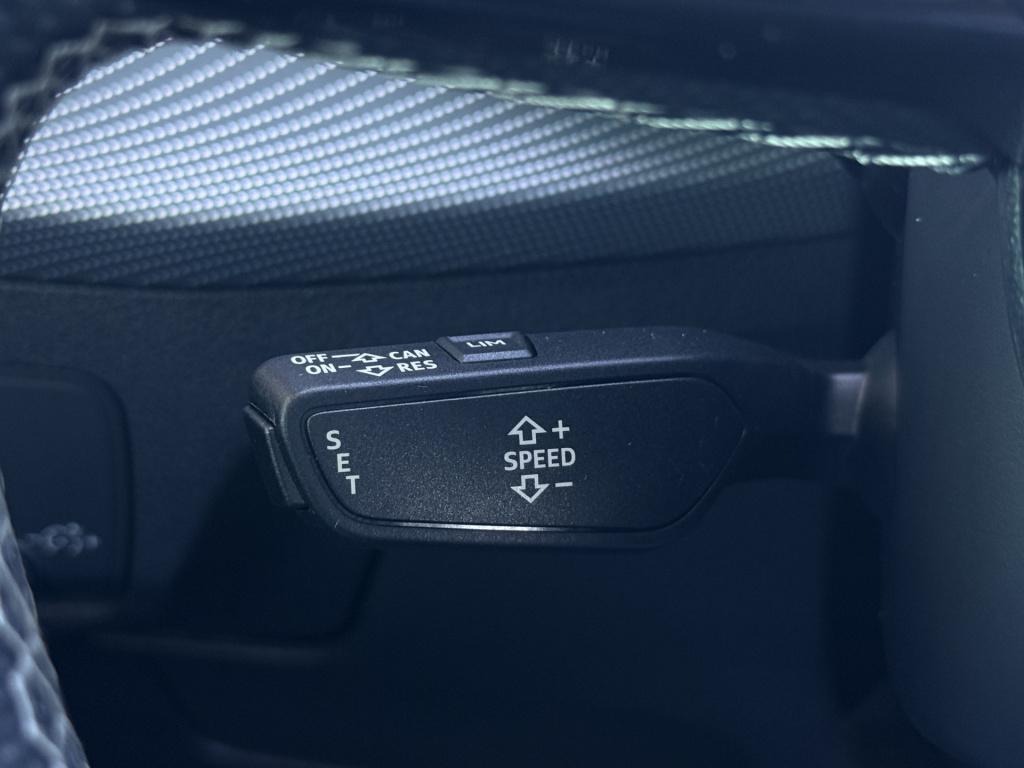 Audi Q2 35 tfsi s edition | pano | leder | vc | matrix | camera | stoelverw