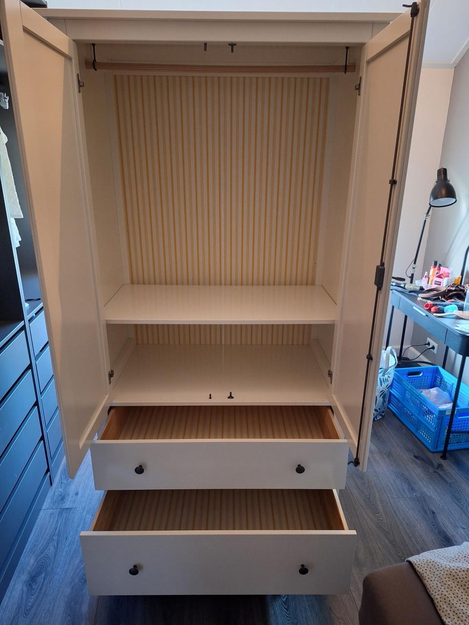 Kledingkast Hemnes Ikea