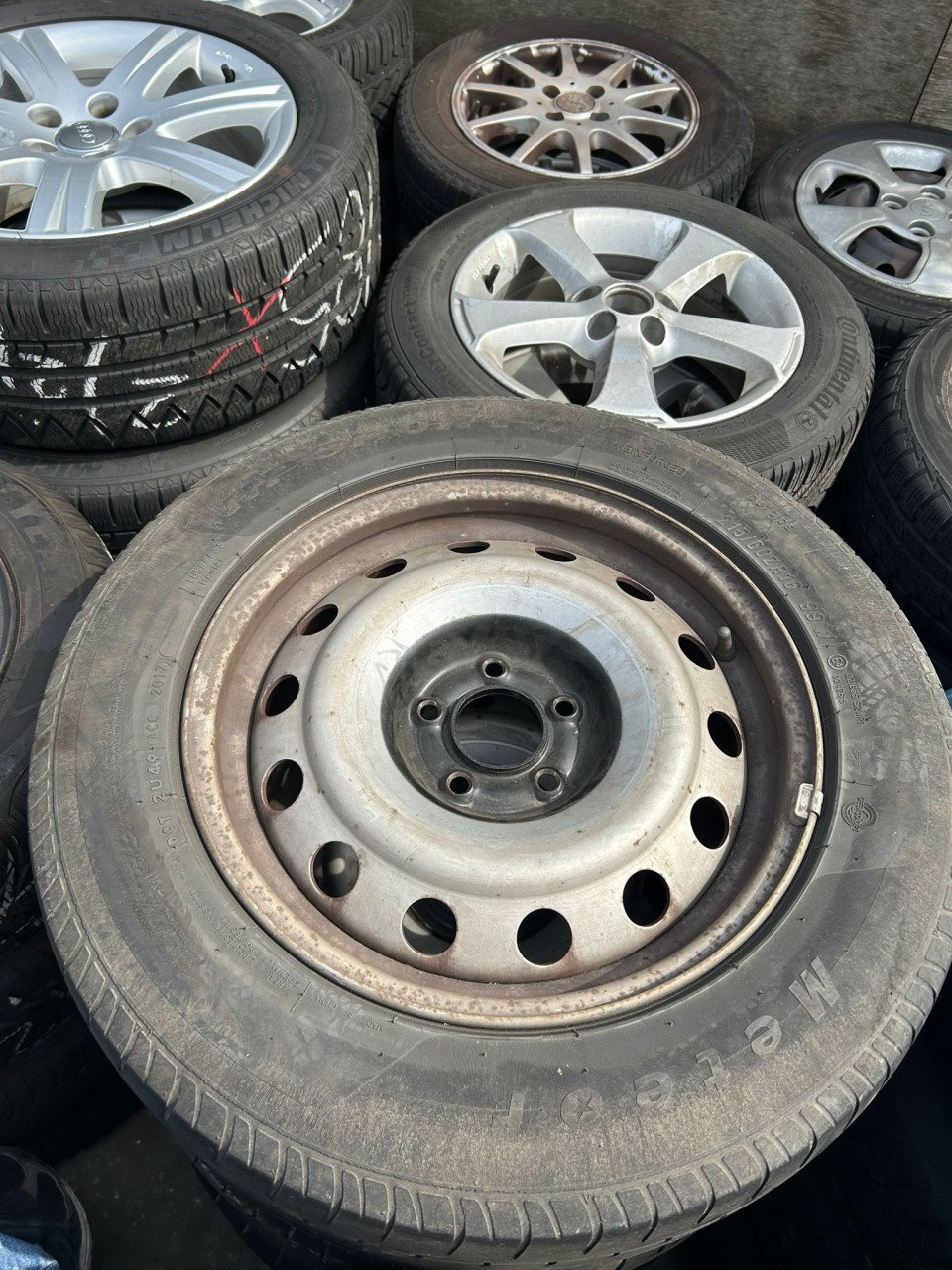 STALEN VELGEN  MET METEOR HP SPORT H ZOMERBANDEN